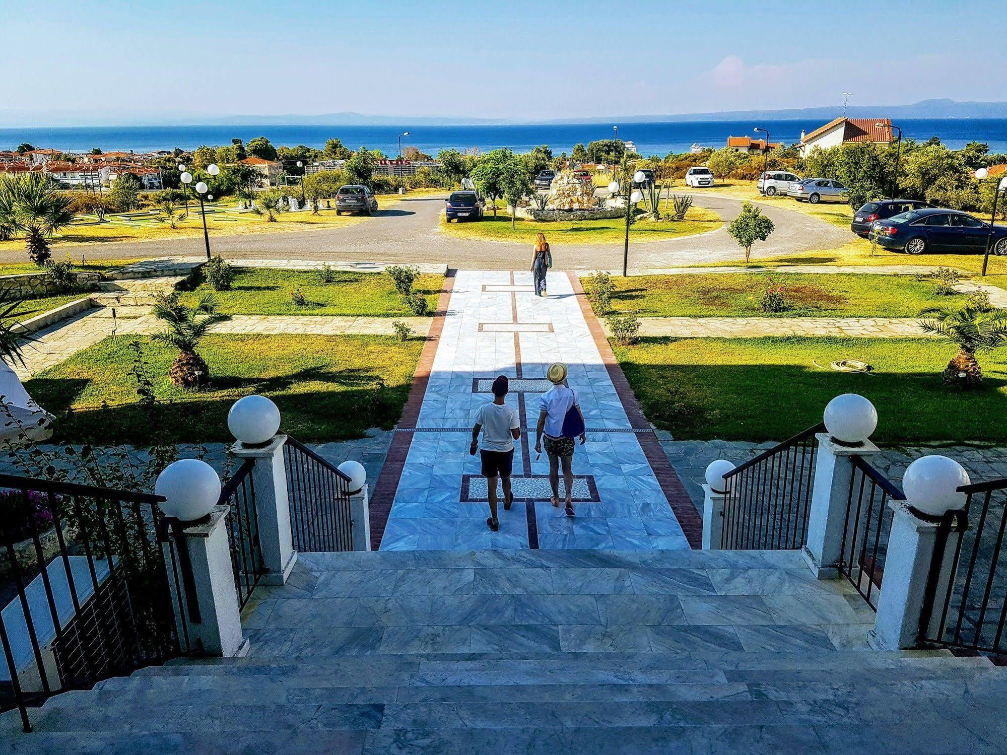 Hilltop Hanioti Exterior foto
