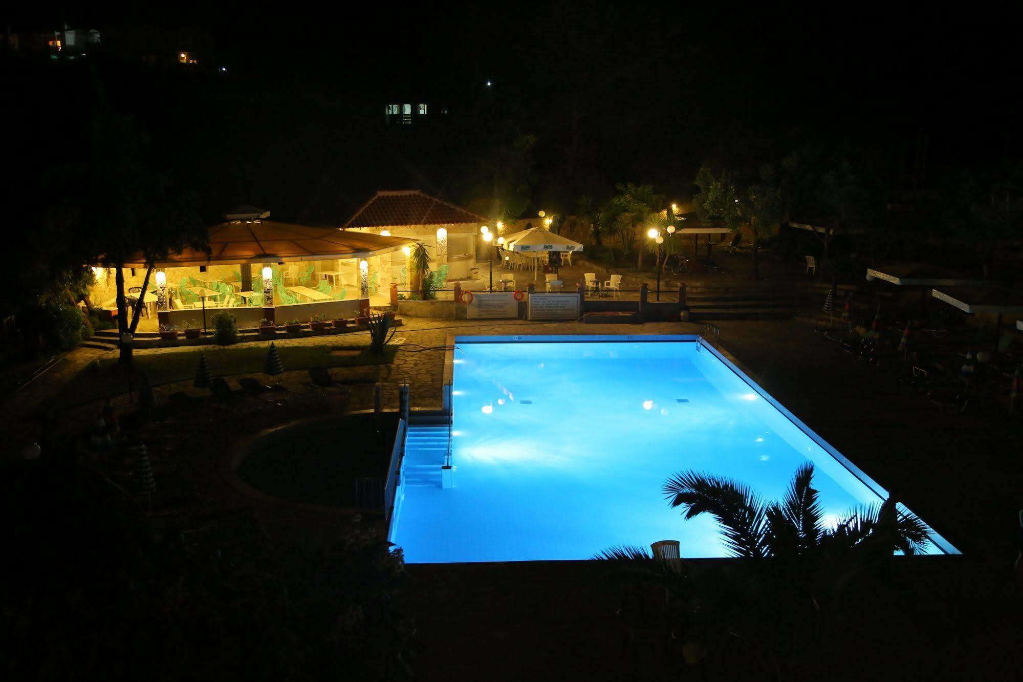 Hilltop Hanioti Exterior foto